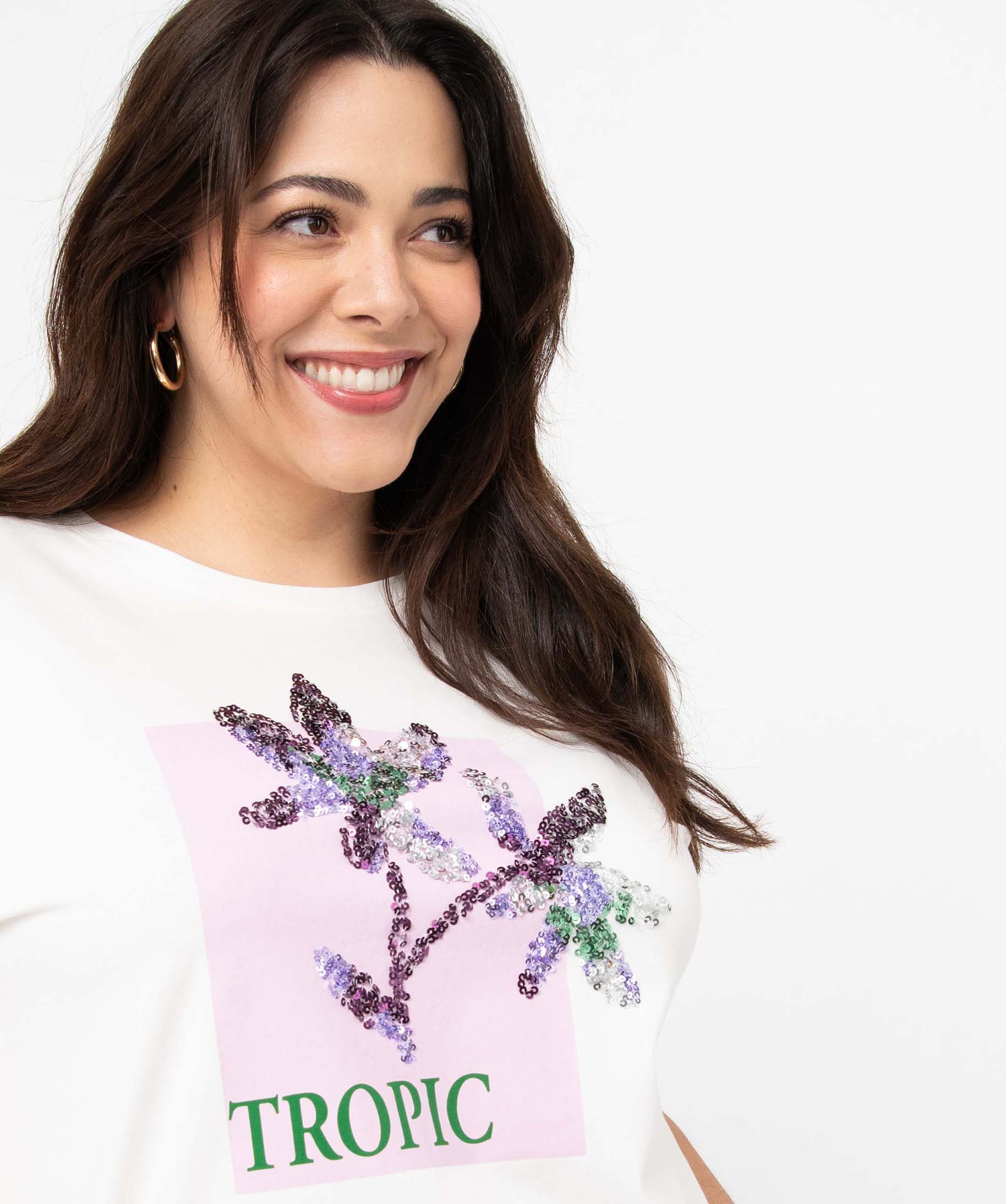 Tee-shirt femme grande taille avec motif brodé imprime | GEMO