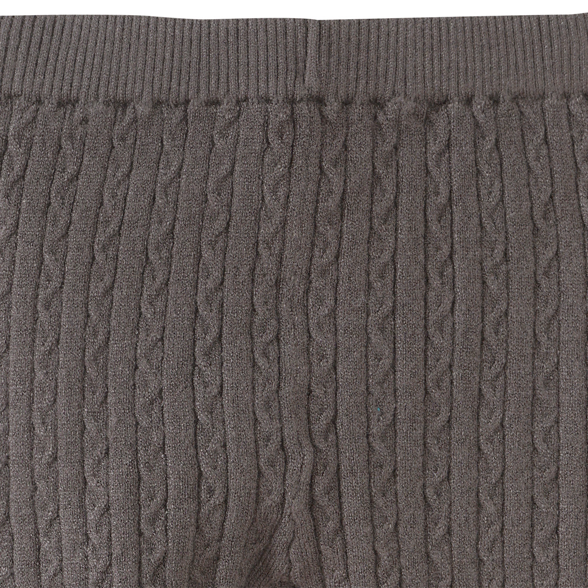Newborn Strickleggings mit Zopfmuster