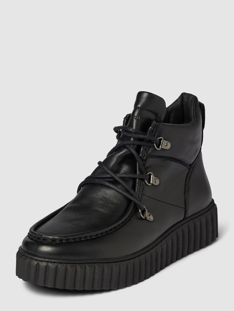 Schnürstiefel mit strukturierter Sohle in schwarz