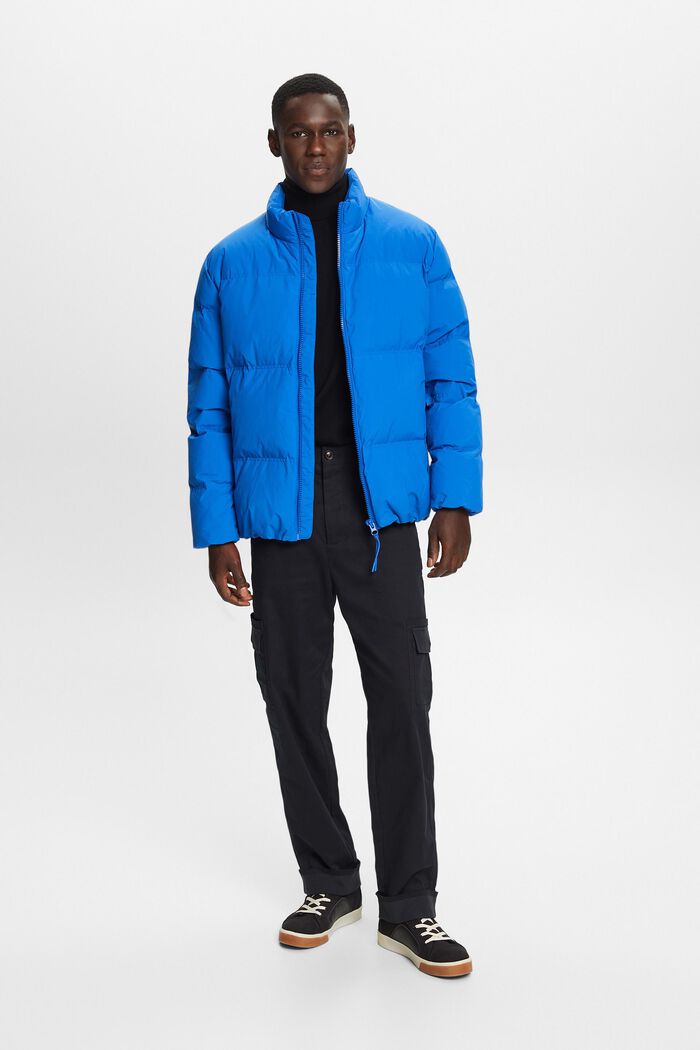 Recycelt: Pufferjacke mit Daunen
