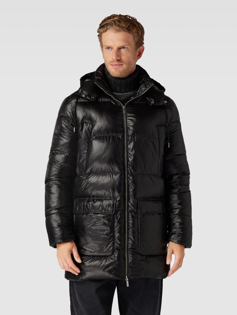 Steppjacke mit Kapuze in schwarz