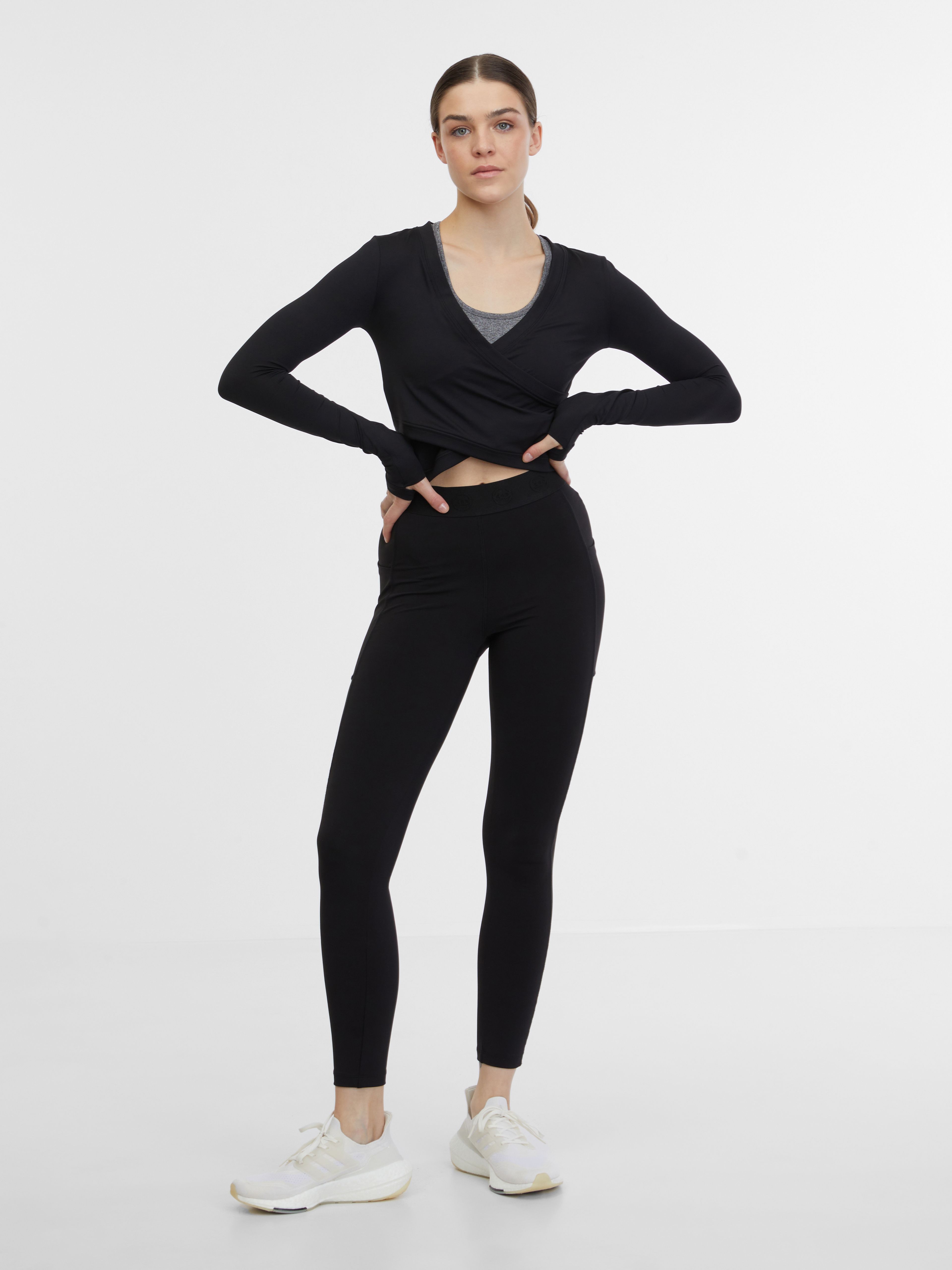 Schwarzes Damen-Sport-Top ORSAY
