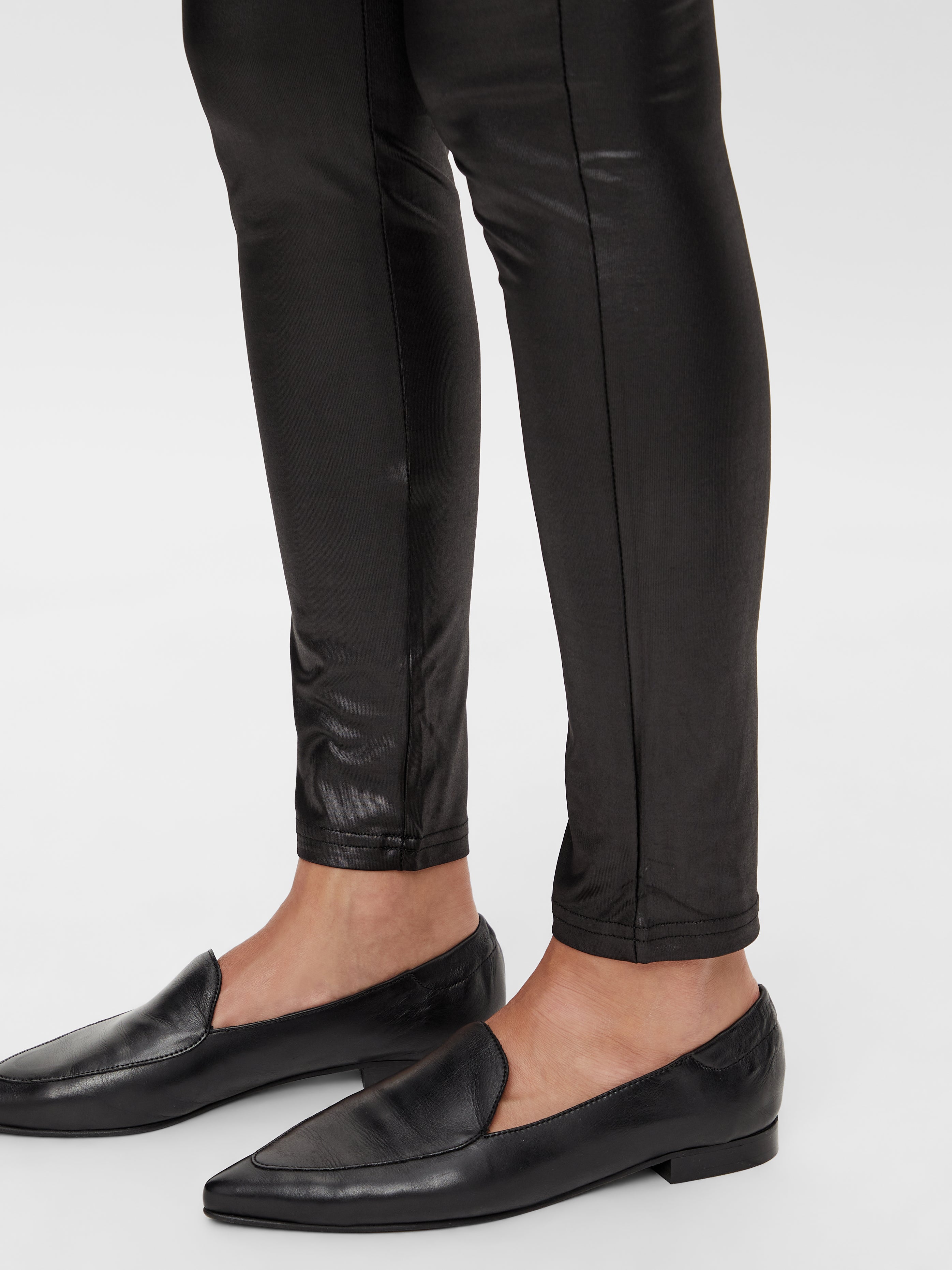 Enger Schnitt Leggings