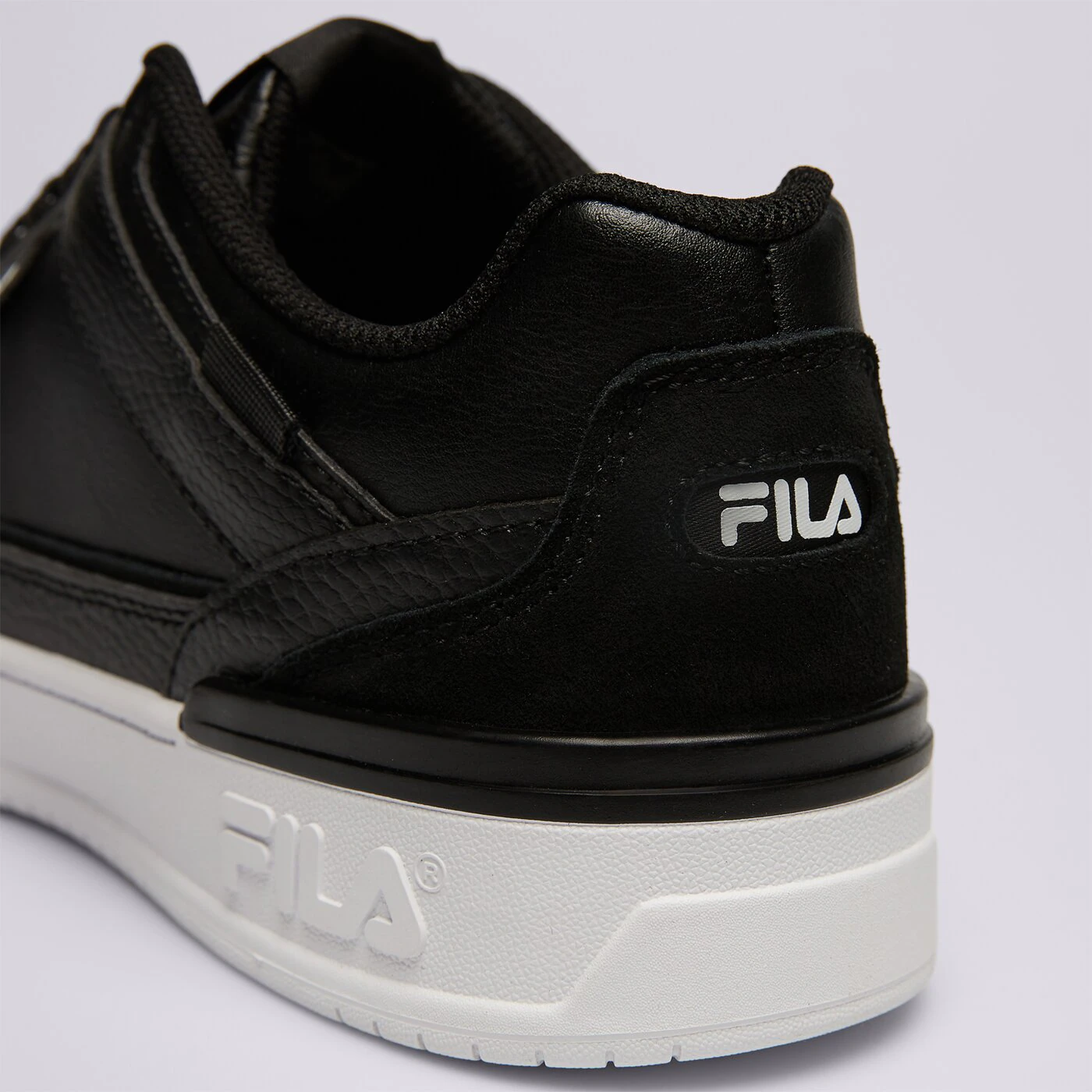 FILA SKYPASS LOW Schwarz