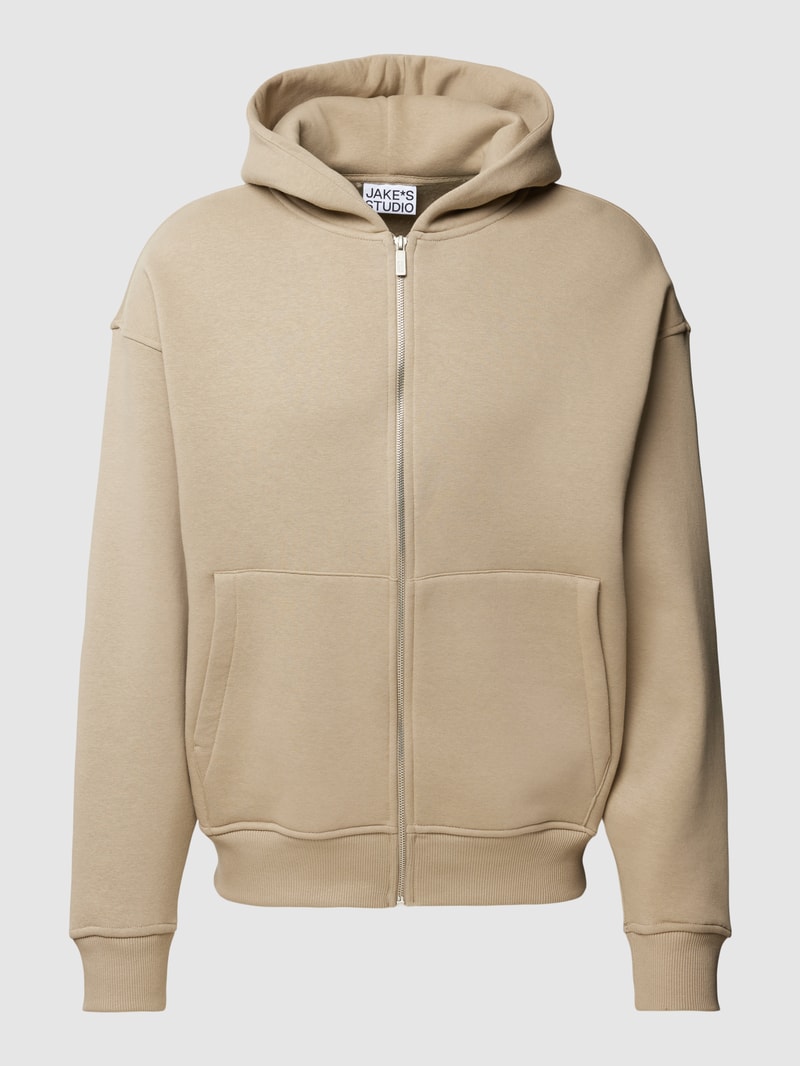 Sweatjacke mit Kapuze in haselnuss braun