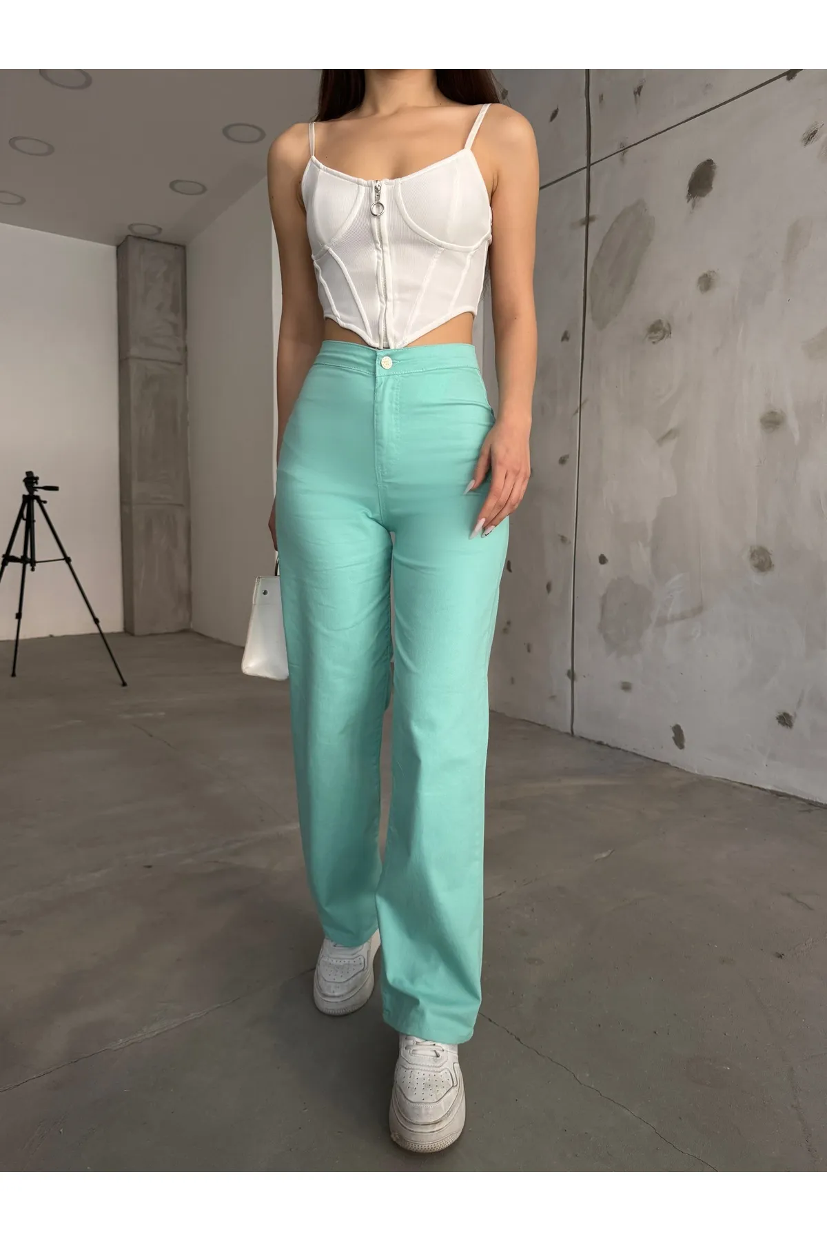 BİKELİFE  Mintgrüne Lycra-Palazzo-Hose mit hoher Taille für Damen