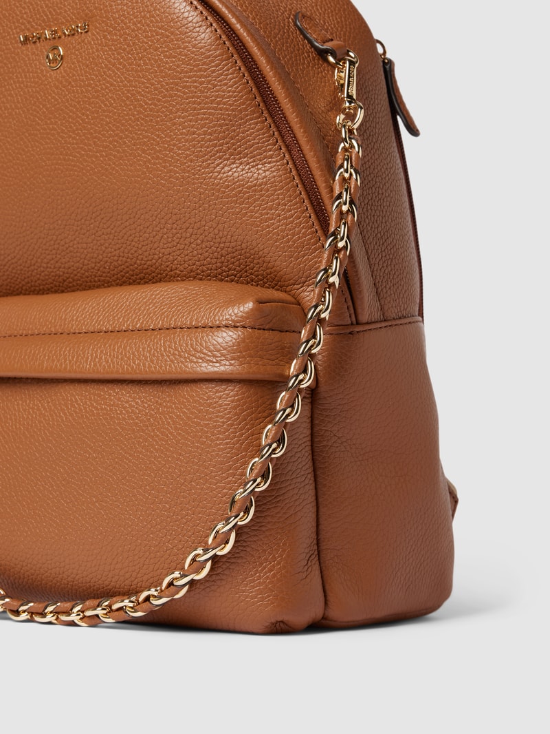 Rucksack mit Label-Applikation Modell 'SLATER' in mittelbraun