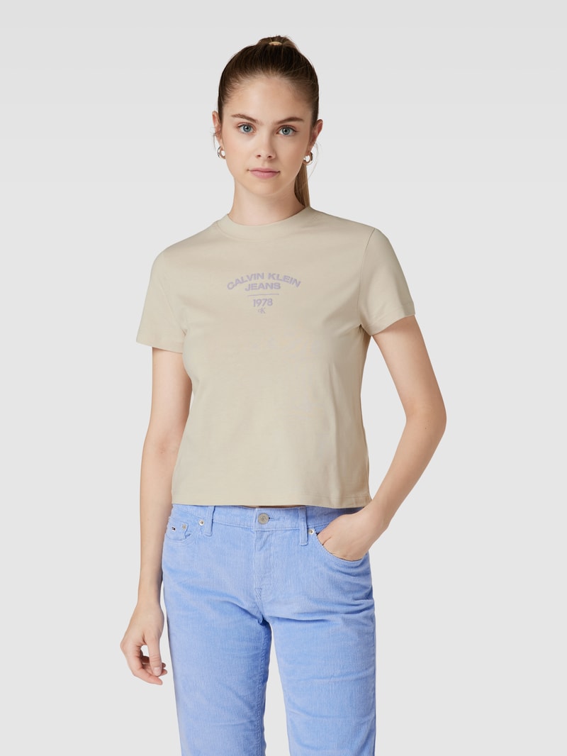 T-Shirt mit Label-Print Modell 'VARSITY' in beige