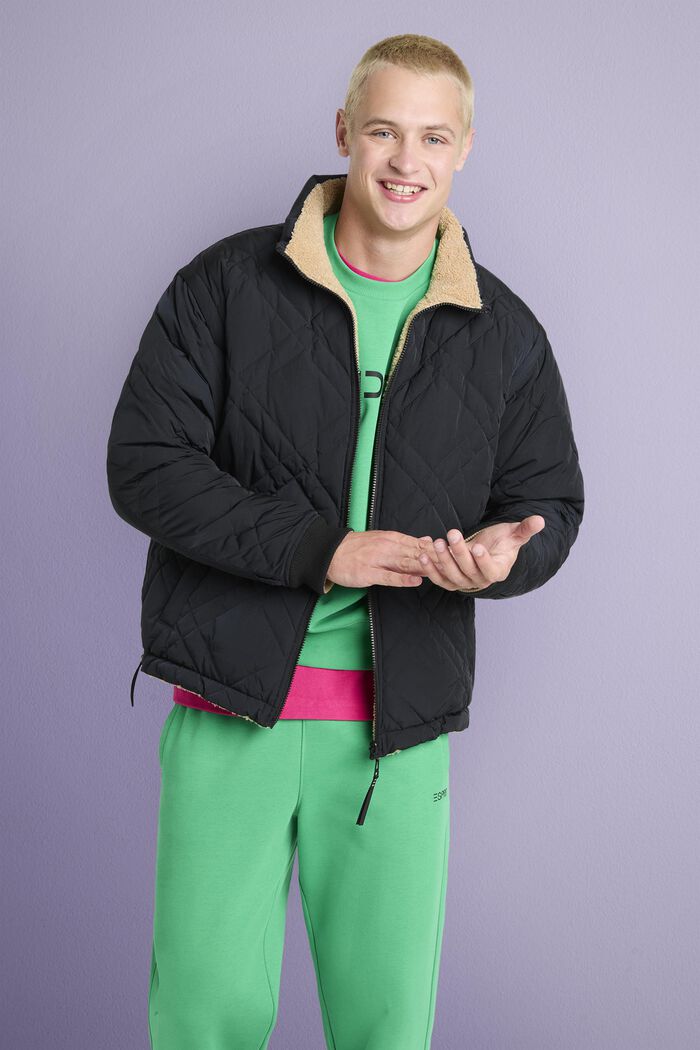 Wendesteppjacke mit abnehmbaren Ärmeln