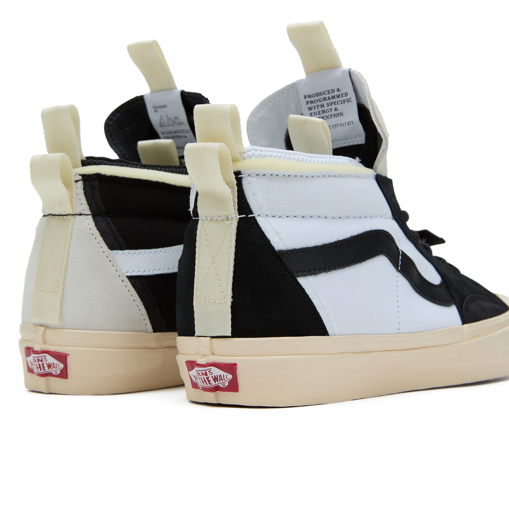 Vans x Sk8 Abc. Hi EXT Mismatch VN000BW6BZW / schwarz