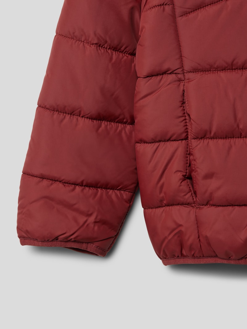 Steppjacke mit Kapuze in rostrot