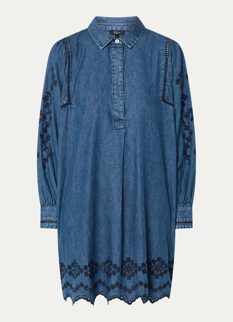 Abito tunica in chambray di Fernanda de Rails, impreziosito da ricami.