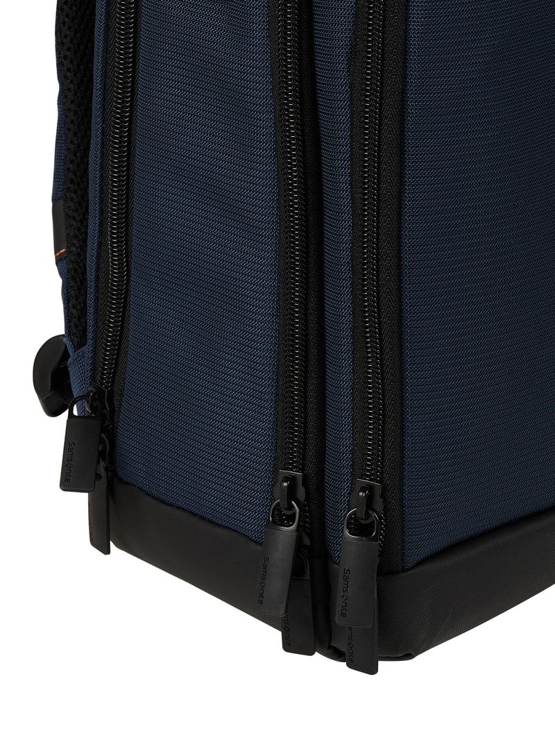 Rucksack mit gepolsterten Multimediafächern Modell 'MySight' in blau