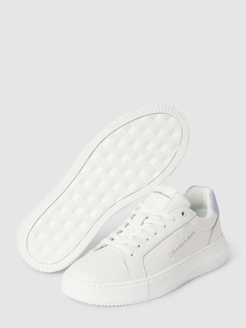 Sneaker aus reinem Leder mit Plateausohle und Label-Details in weiss