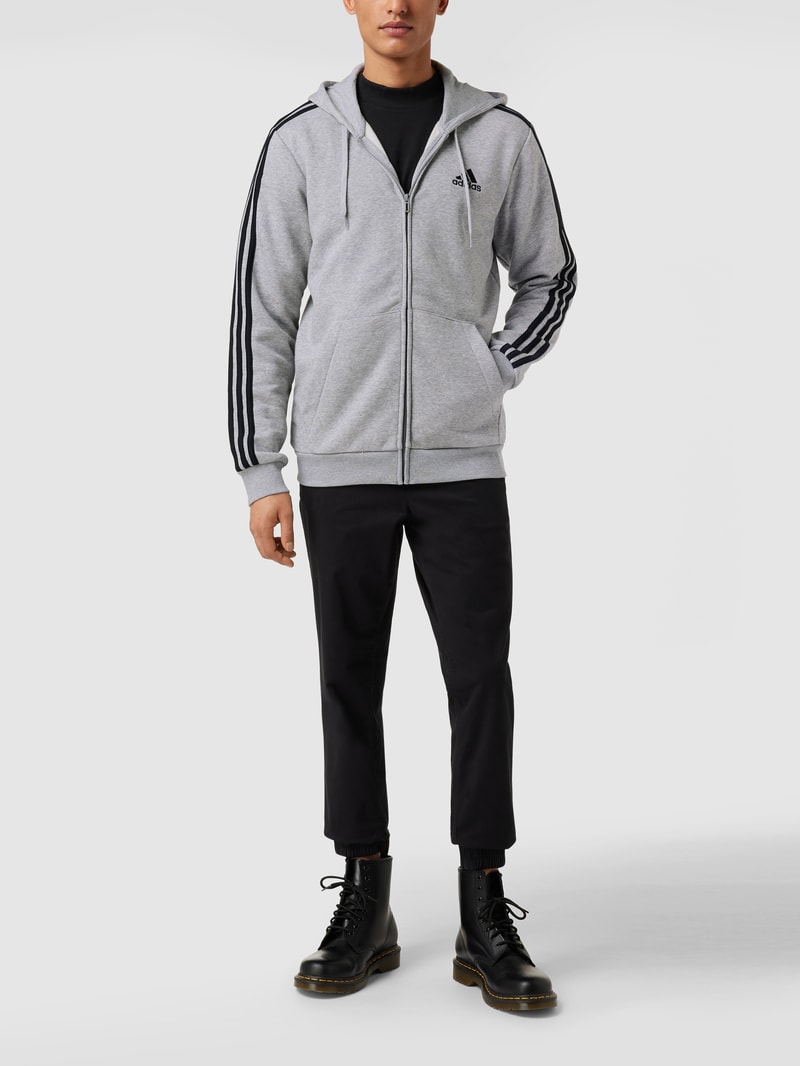 Sweatjacke mit Logo-Stitching in mittelgrau