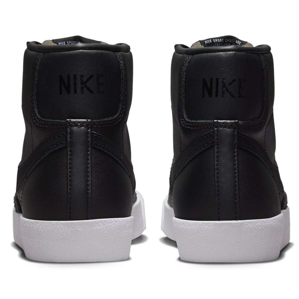 Nike Blazer Mid 77 CZ1055-003 / schwarz