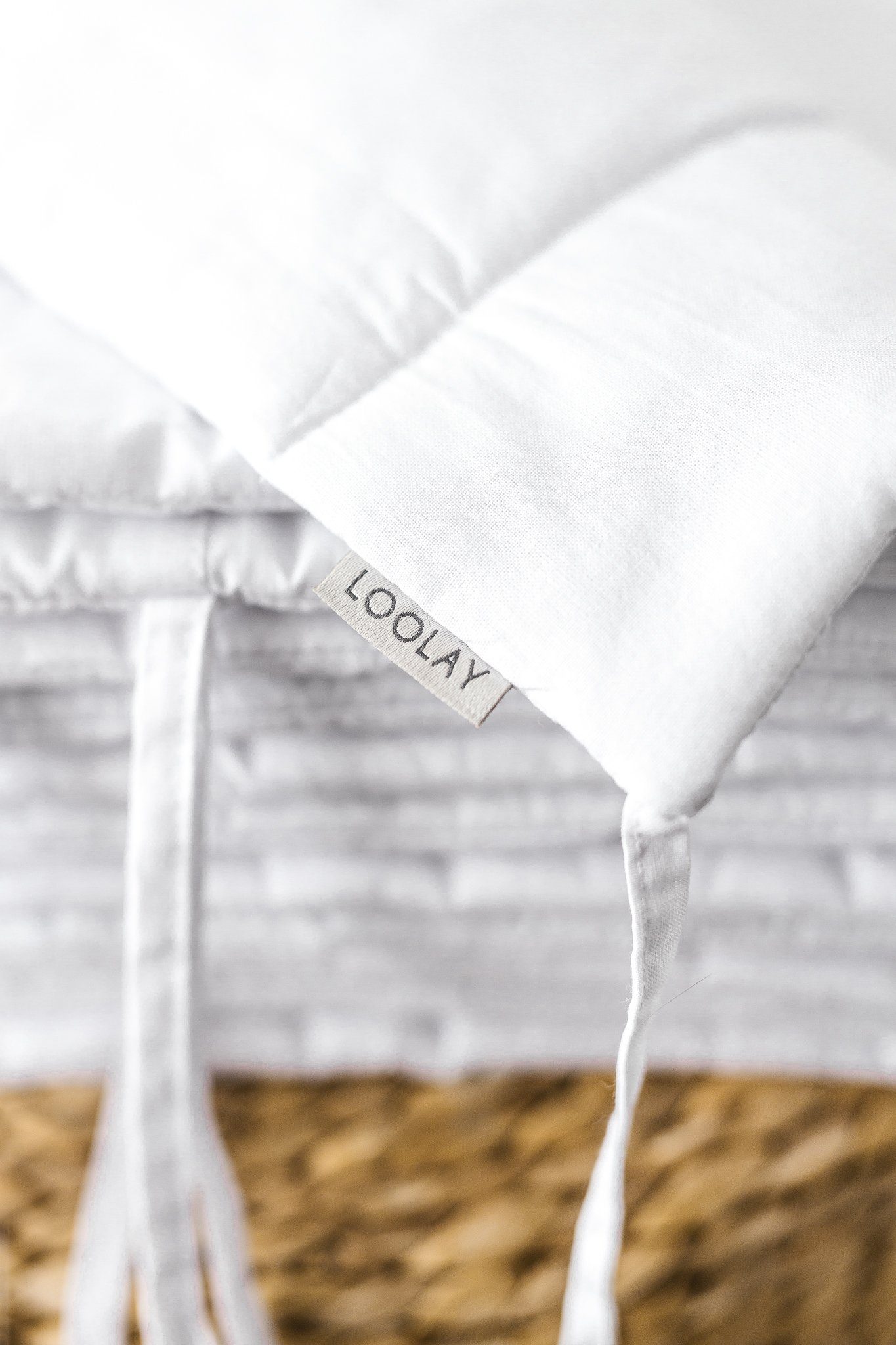 Loolay Bettnestchen WEIß BIO-Baumwolle Atmungsaktives Babybett BETTUMRANDUNG, (420, 360, 210, 180 x 30cm, LUX Babyausstatung Umrandung Kopfschutz Kantenschutz Bettschlange), LOOLAY® - 100% Europäische Stoffe und Kleinserien-Nähen!, Handmade!