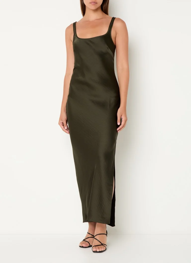 SAMSØE SAMSØE Vestido midi Sunna em cetim com fenda