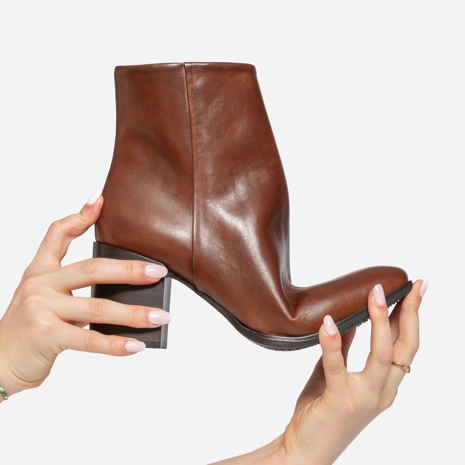 Boots cognac en cuir à talon