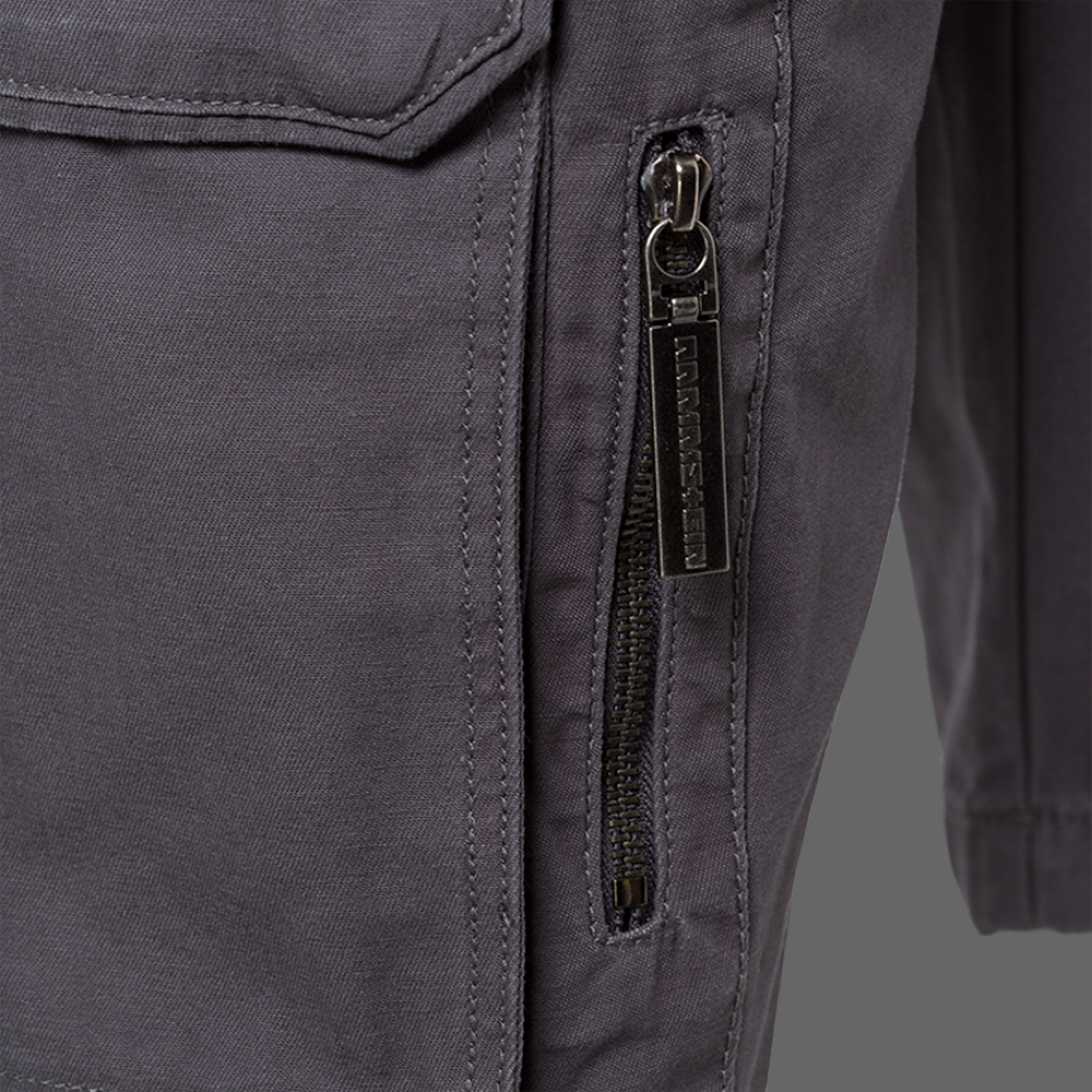 Cargohose ”Broken Logo”