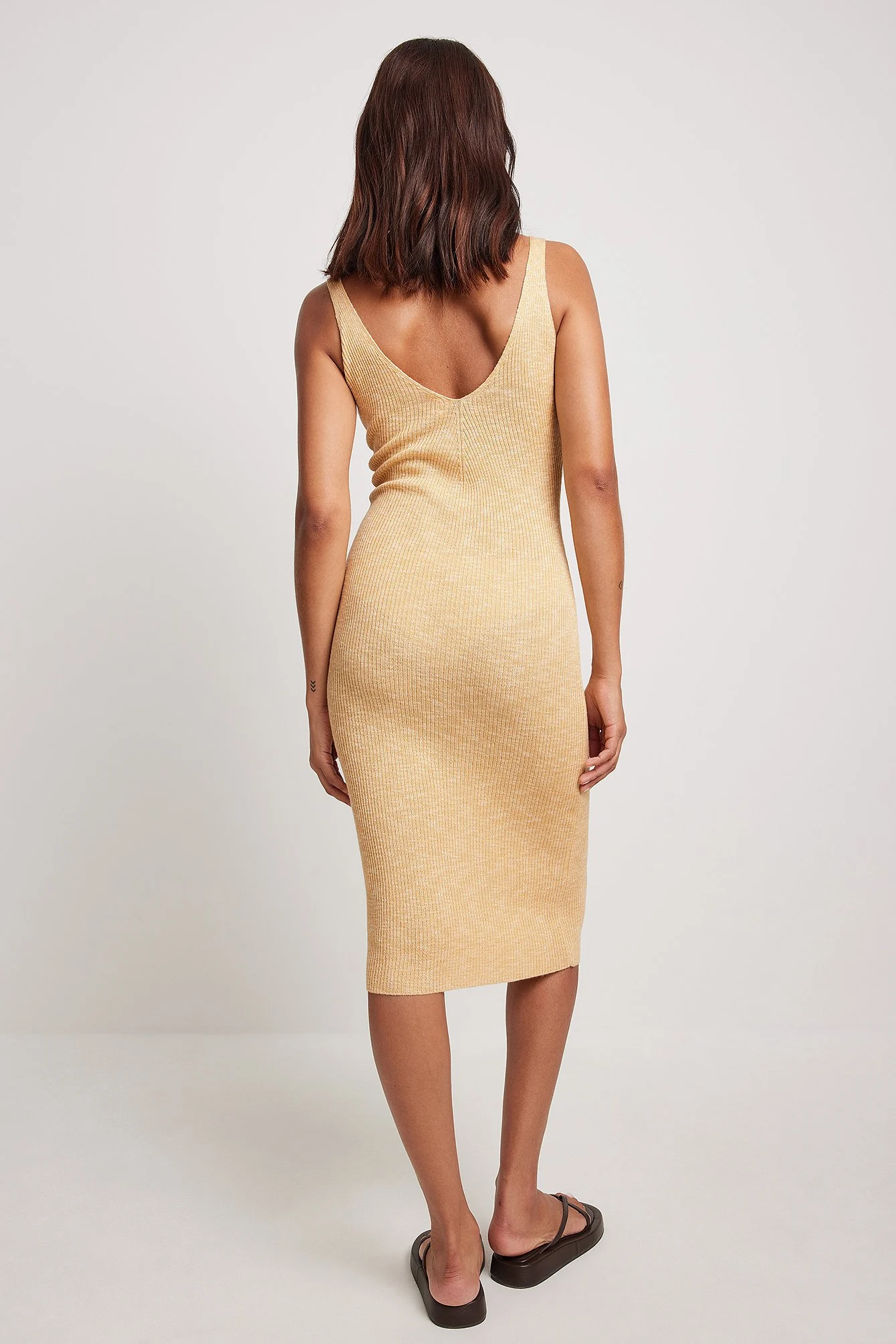 Gestricktes Midikleid mit Rippendetails