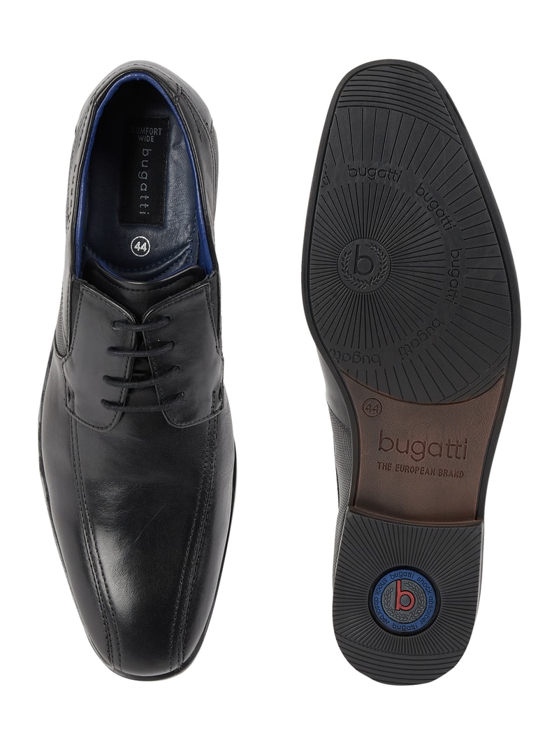 Schnürschuhe aus Leder in schwarz