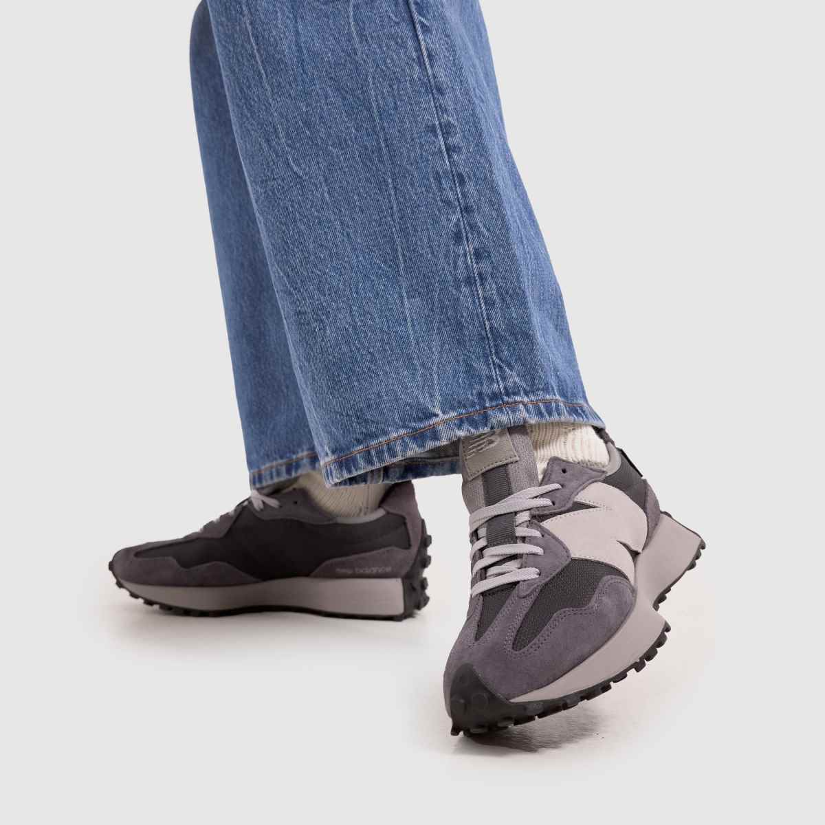 New Balance 327 szürke sportcipő