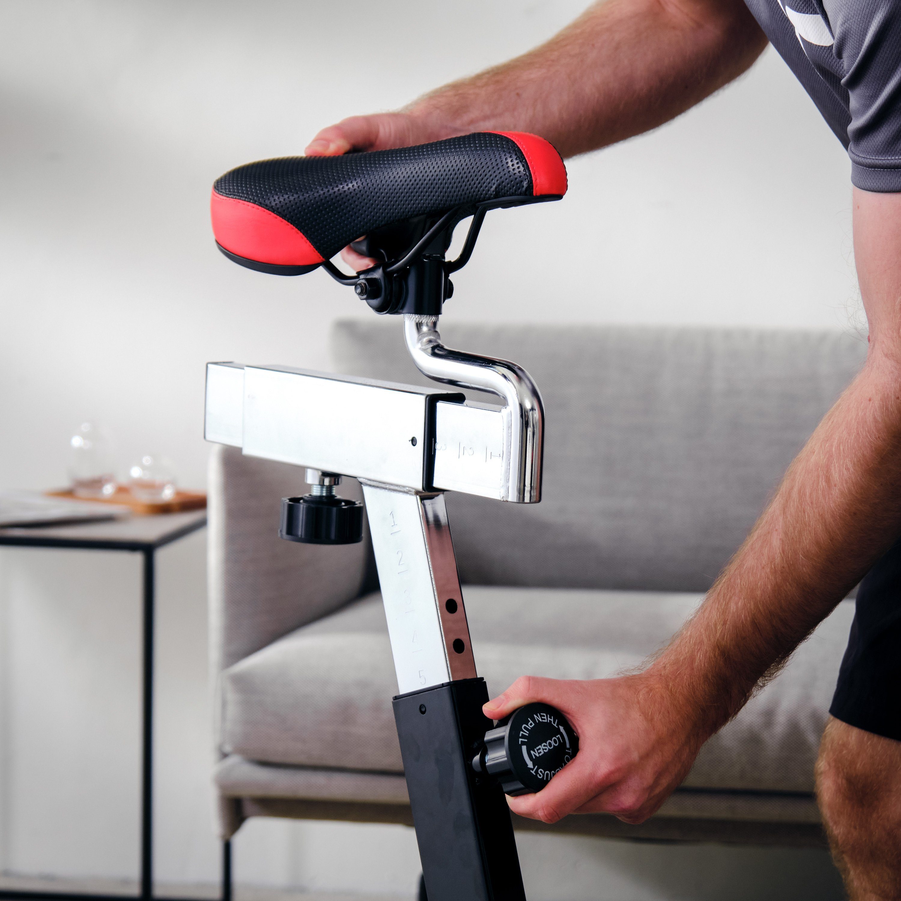 SportPlus Heimtrainer SP-SRP-2100-i, Speedbike, Fitness-Bike, stufenloser Widerstand, 13 kg Schwungmasse