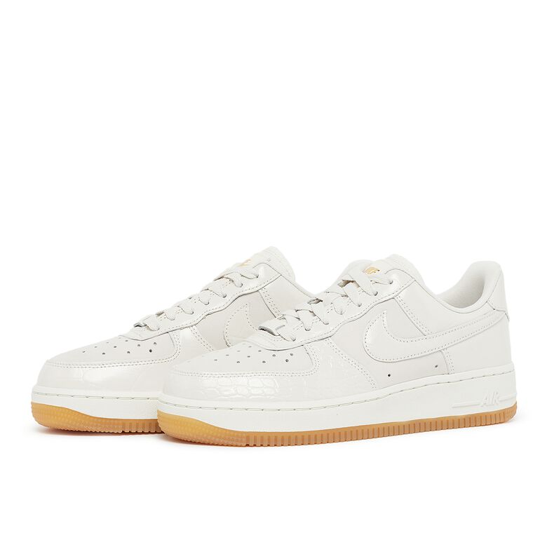 NIKE Air Force 1'07 