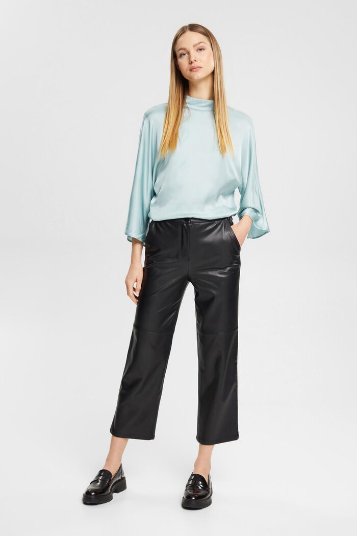 Satinbluse mit Stehkragen