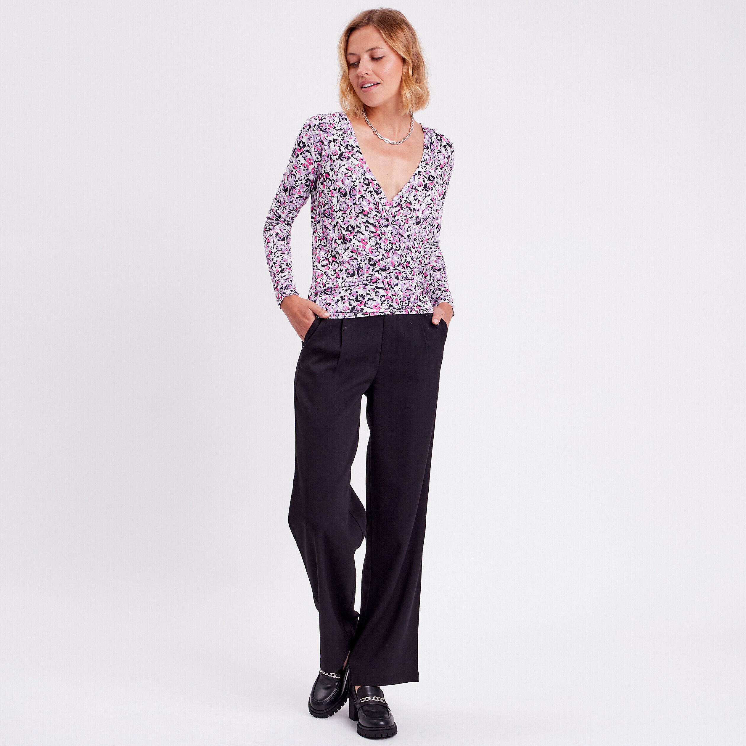T-shirt ajusté col cache-coeur blanc femme | Cache Cache