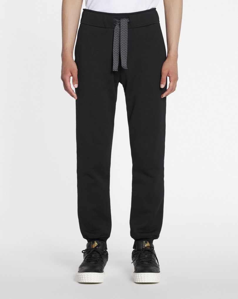 JOGGING AVEC CORDON CURB