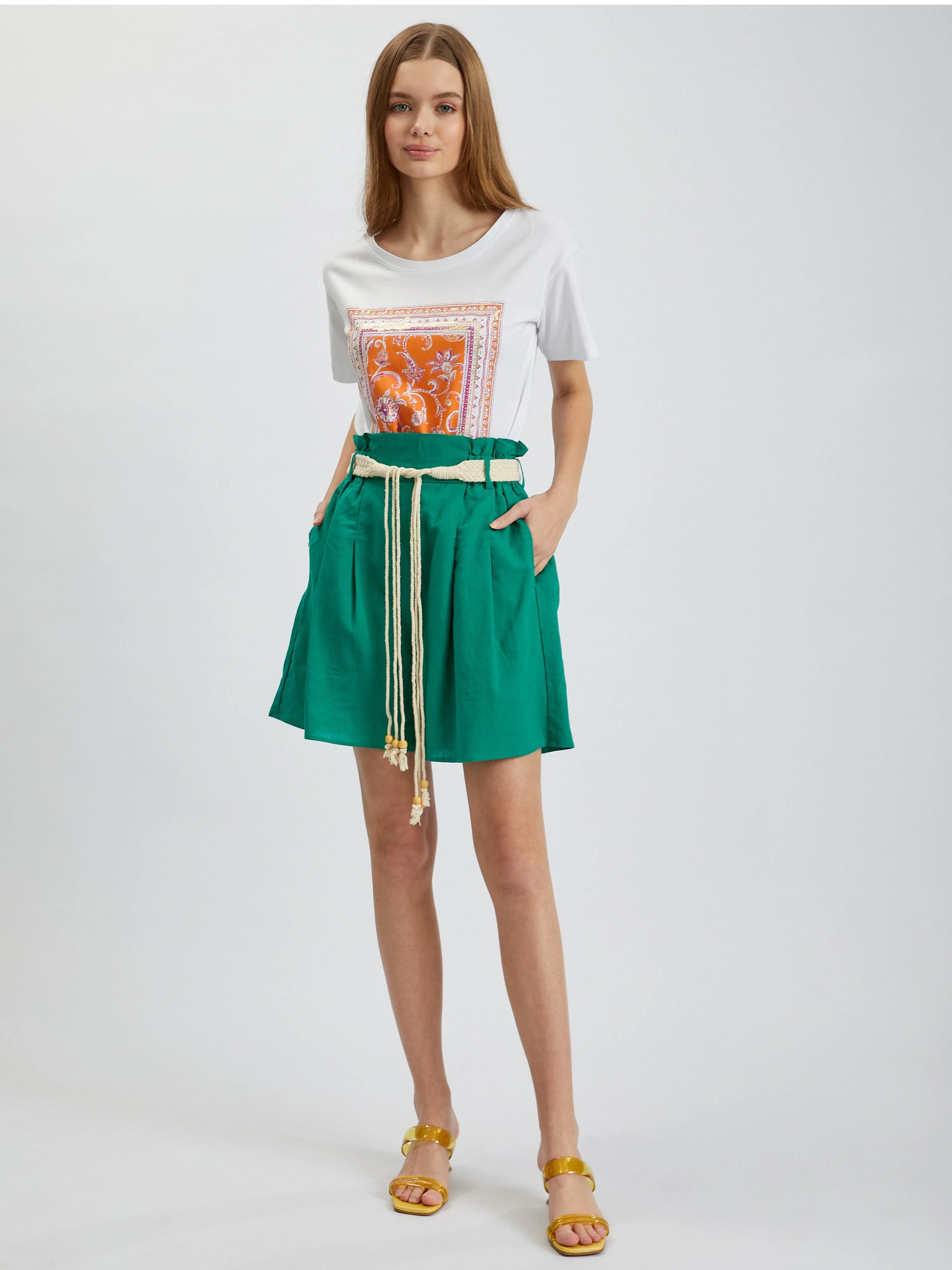 Grüne Damen-Leinen-Shorts ORSAY