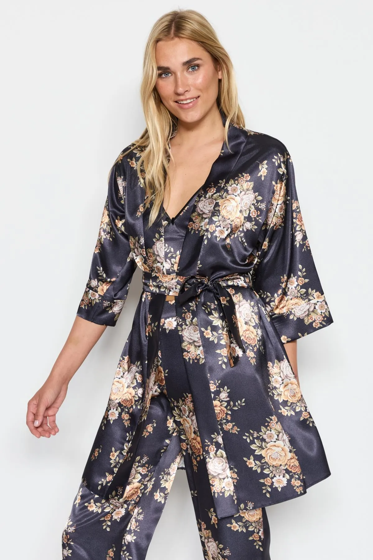 C&City  045 Gemustertes 3-teiliges Satin-Pyjama-Set für Damen Schwarz/Gelb