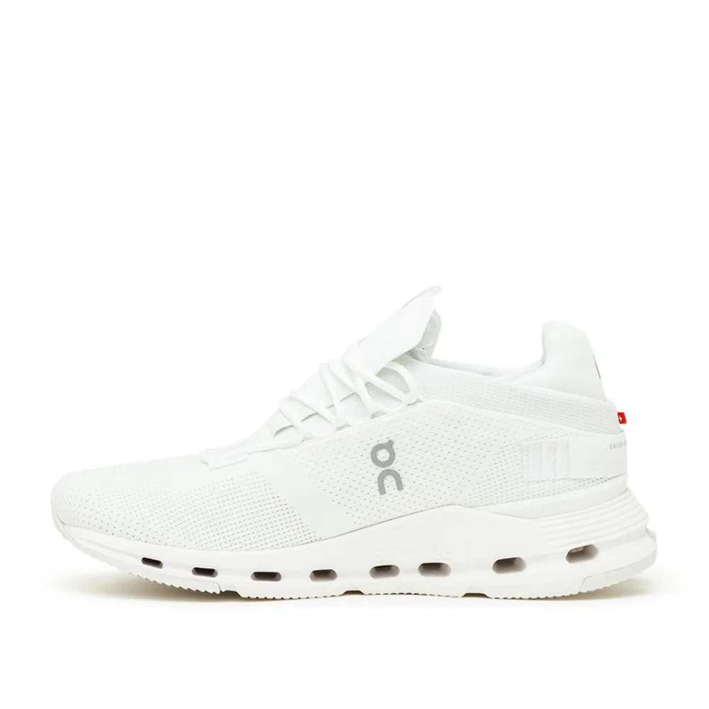 ON Cloudnova 26.99118 / weiss