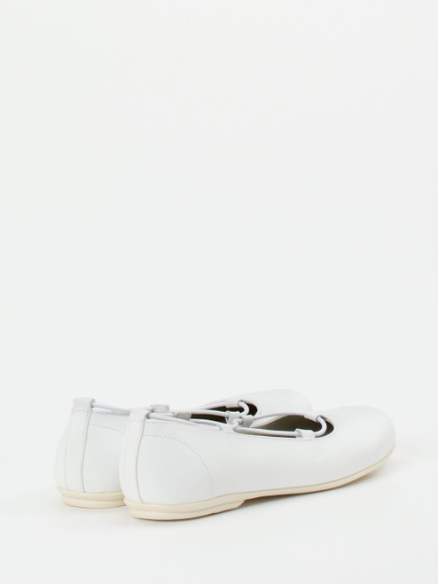 Ballerina-64017990012 Däumling