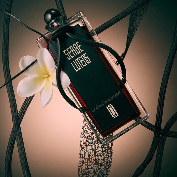 Serge Lutens Collection Noire La Dompteuse Encagée Eau de Parfum
