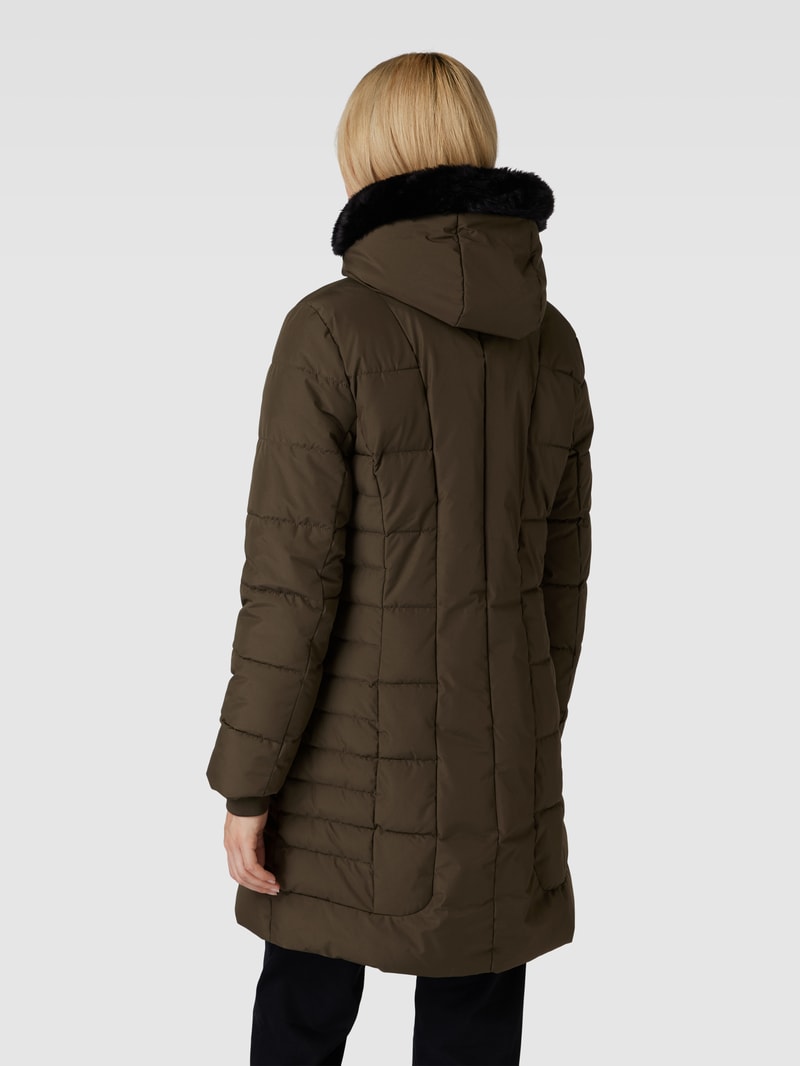 Steppjacke mit Zweiwege-Reißverschluss in dunkelgrün