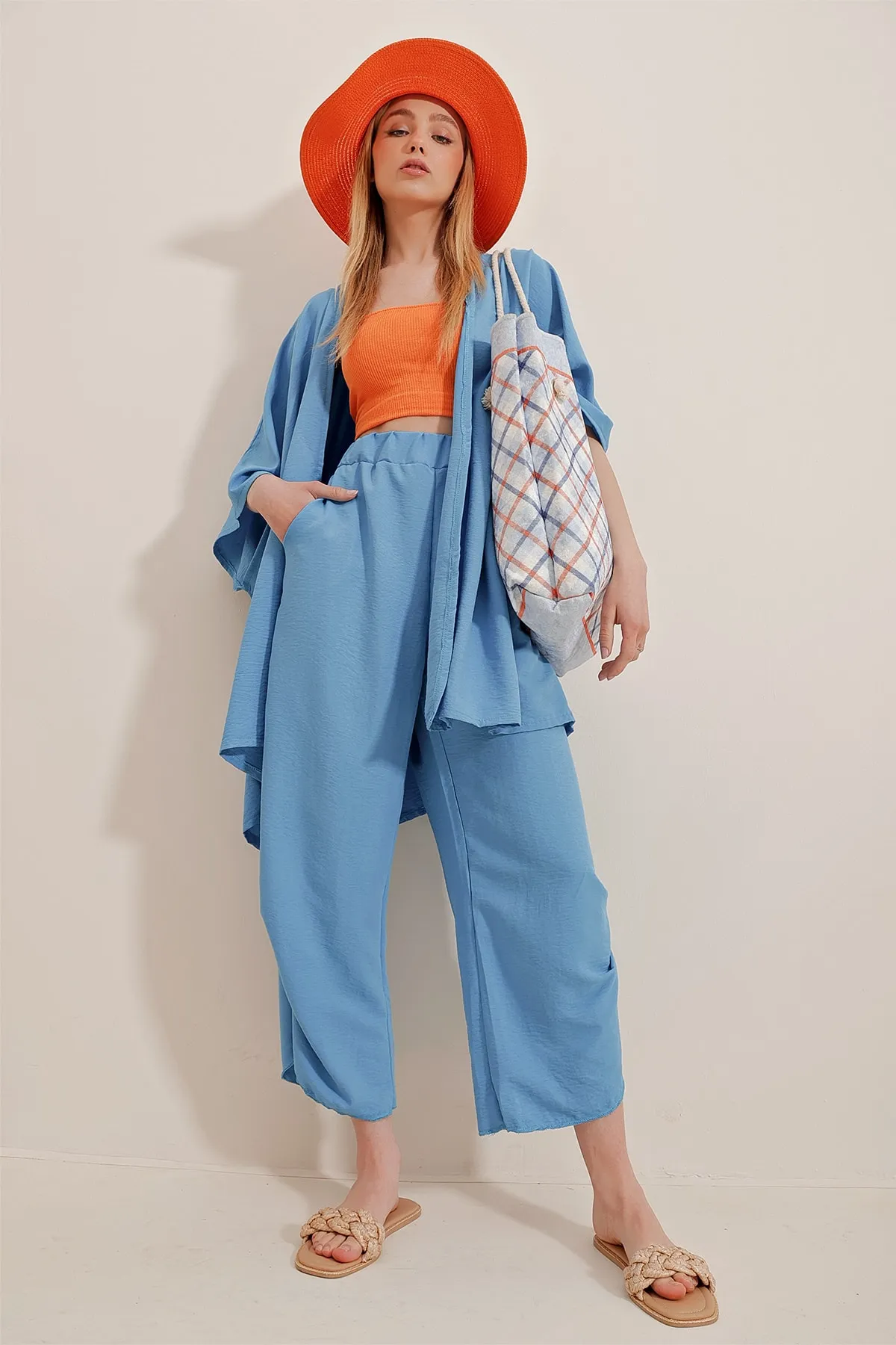 Trend Alaçatı Stili  Damen Fliegerblauer Hosen- und Jackenanzug mit Schlitz am Bein, selbststrukturiert, ALC-752-001