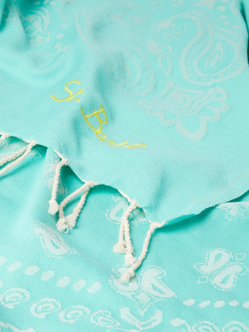 Strandtuch mit Allover-Muster Modell 'FOUTAS' in aqua blau