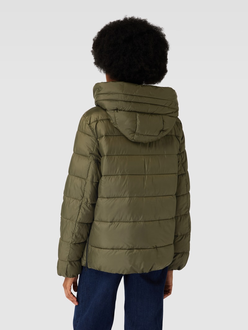 Steppjacke mit seitlichen Eingrifftaschen in dunkelgrün