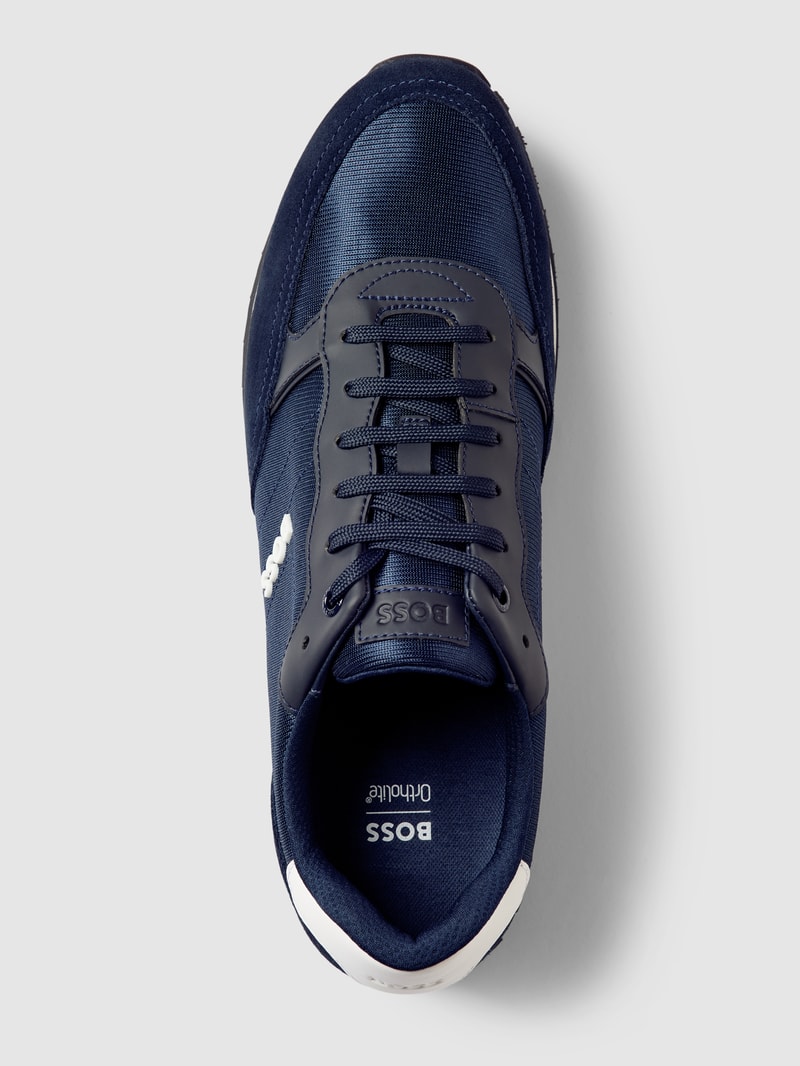 Sneaker mit Label-Applikation Modell 'PARKOUR' in marineblau