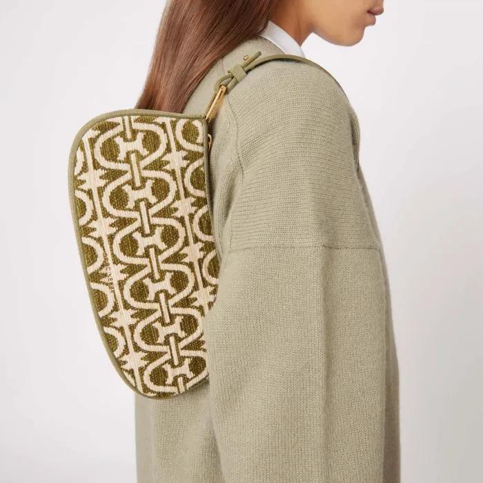 Merveille Winter Monogram