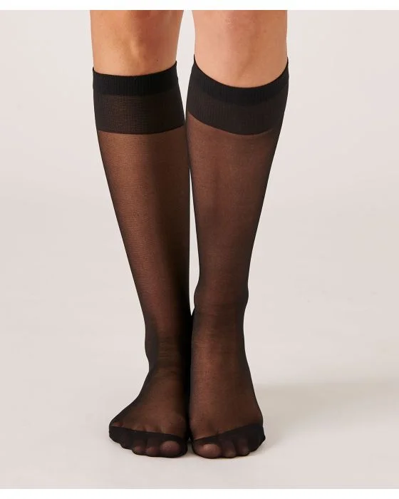 Lot de 4 paires de mi-bas voile 20 deniers.
