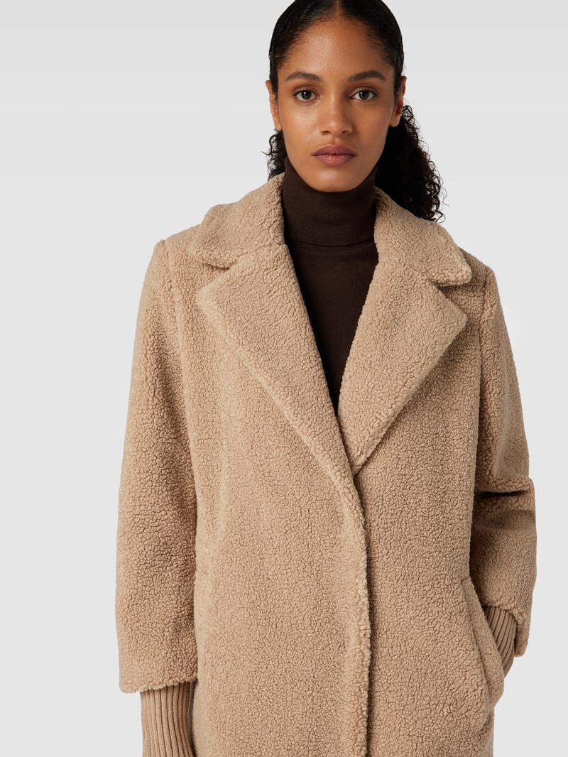Mantel mit Umlegekragen in camel