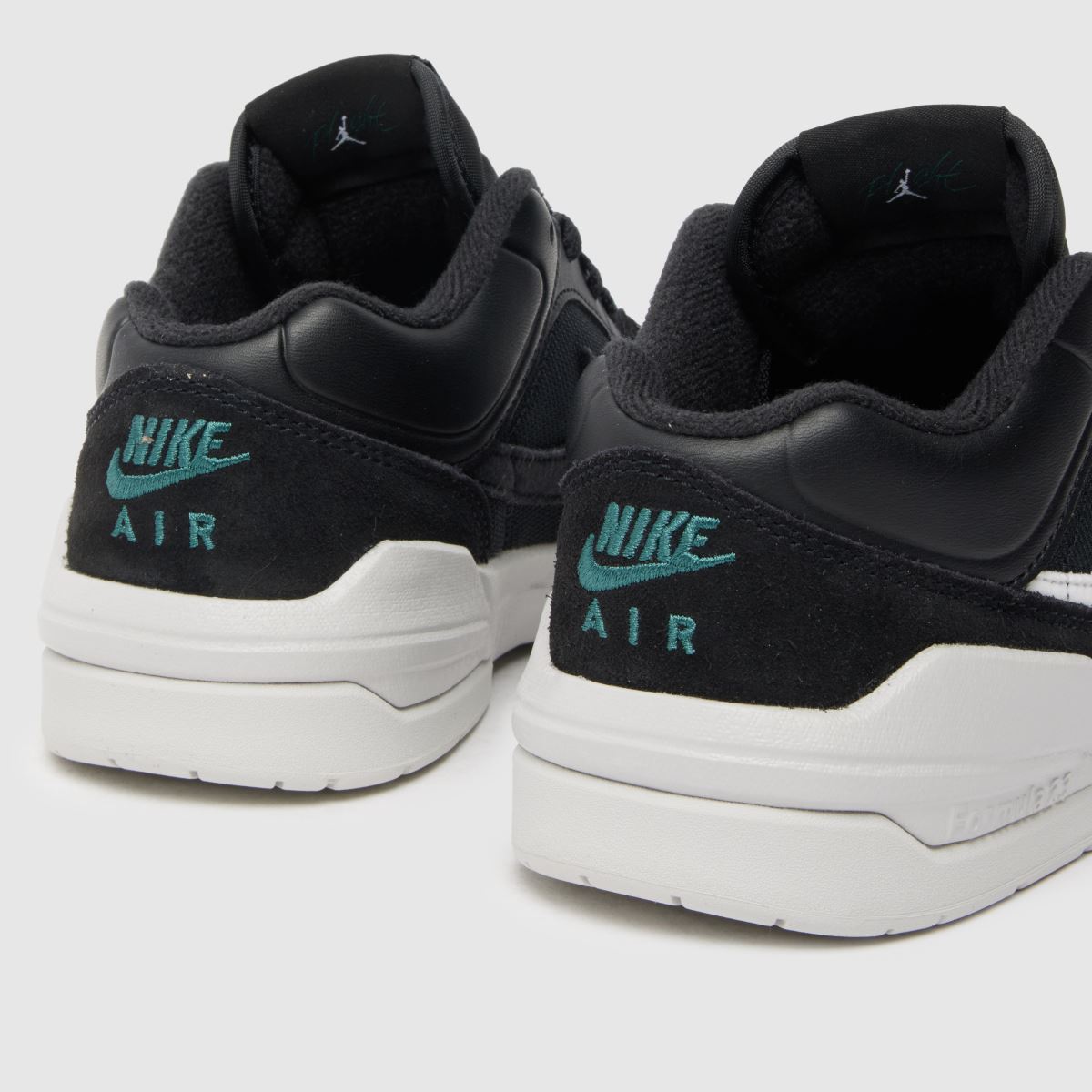 Nike Jordan svarta och vita Stadium 90 ungdomsskor
