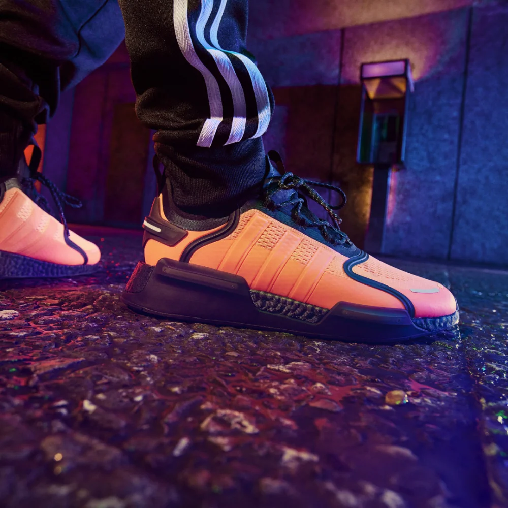 adidas NMD V3 GX2088 / orange