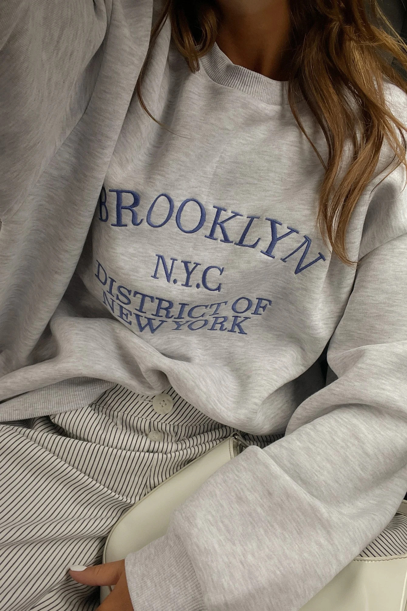 Besticktes Sweatshirt
