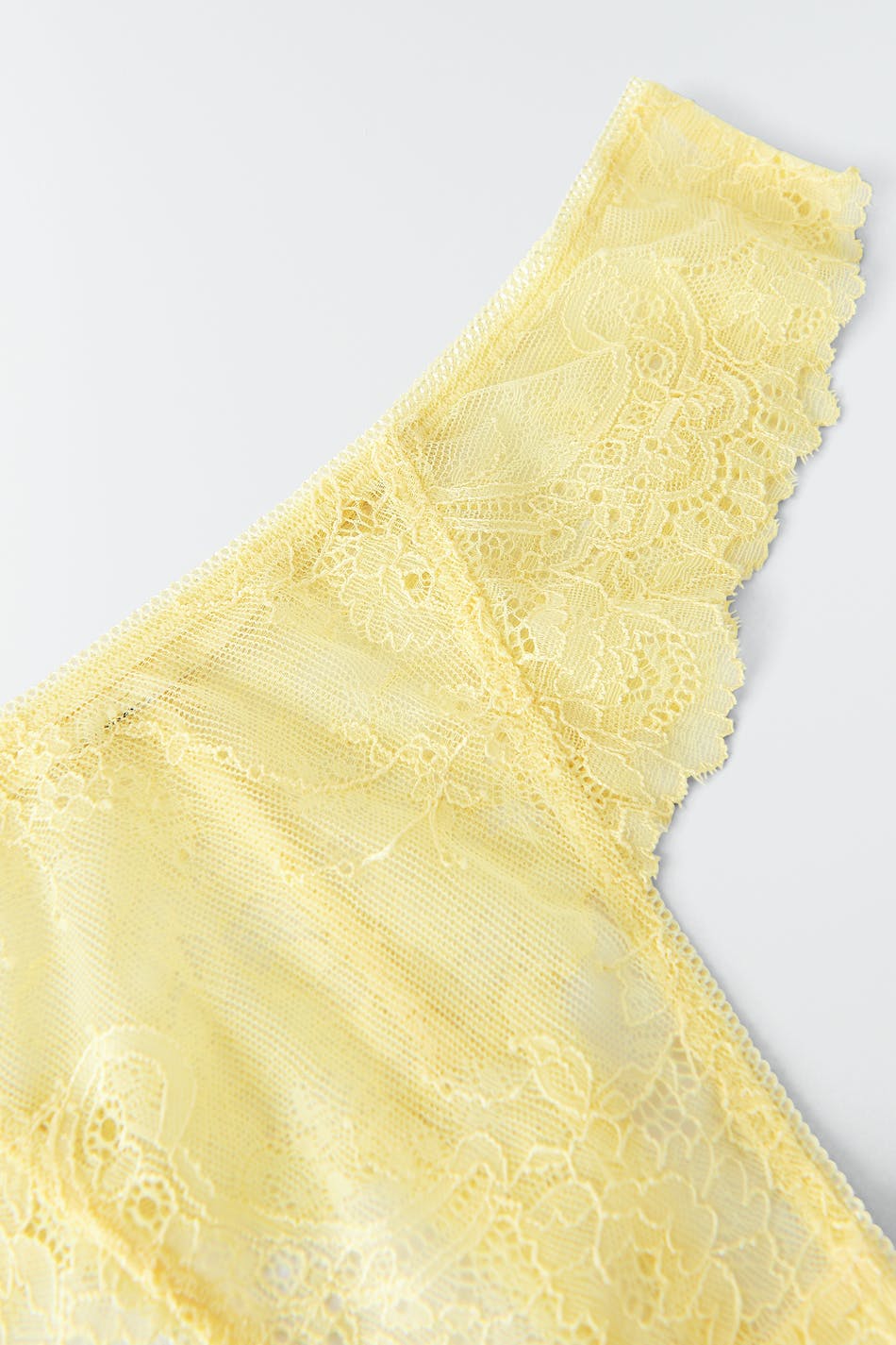 Melia lace thong