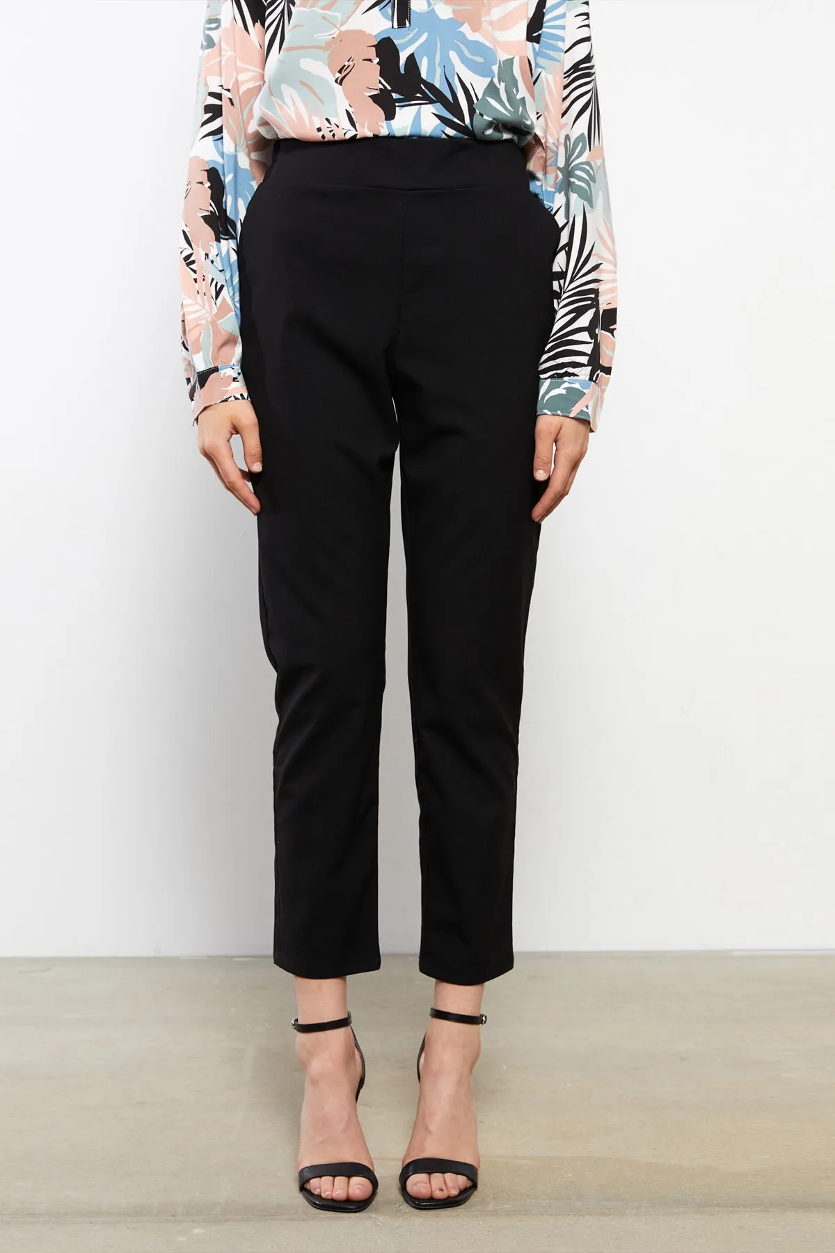 LC Waikiki  Hosen Damen/Mädchen